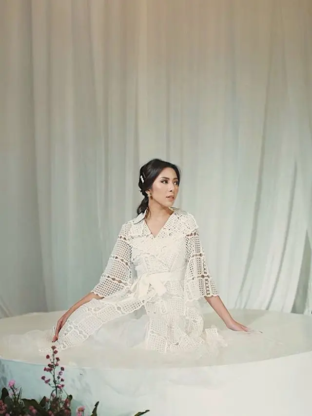 7 Potret Vannya Istarinda, Sosialita Muda yang Dilamar Arya Bakrie