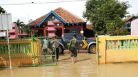 Nelayan Cirebon enggan melaut karena kebanjiran (Liputan6.com / Panji Prayitno)