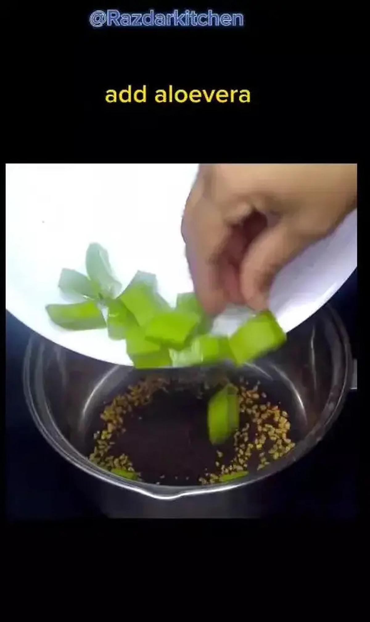 Bukan Bawang Merah! Cegah Uban di Kulit Kepala dengan Minuman Ini