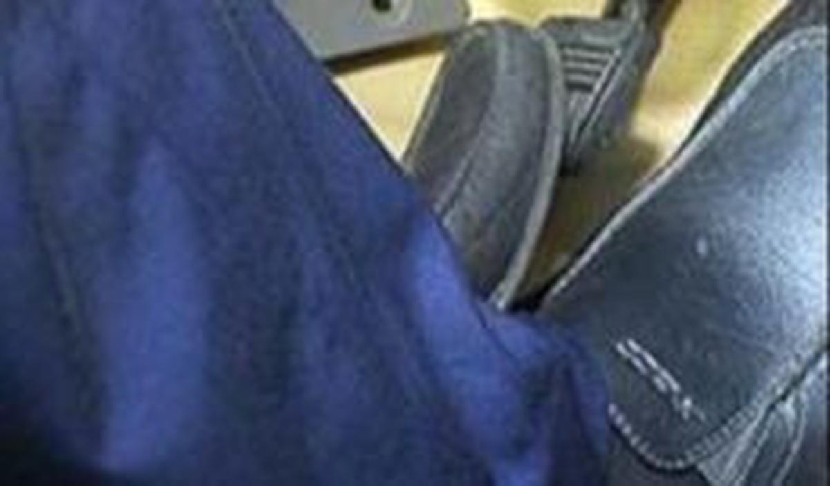 Aturlah perpindahan gigi sesuai dengan kecepatan