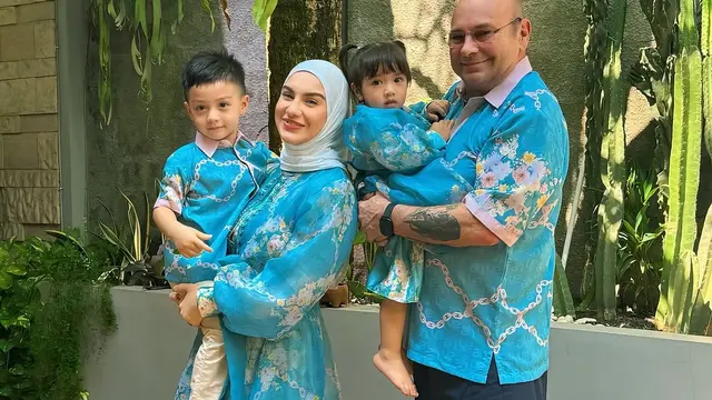 Sang Ayah Meninggal, Irish Bella Unggah Foto Kebersamaan. (instagram/_irishbella_)