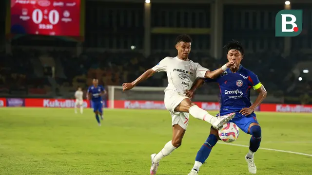 Fransiskus Alesandro - Persis Solo Vs Arema FC di BRI Liga 1 2024/2025