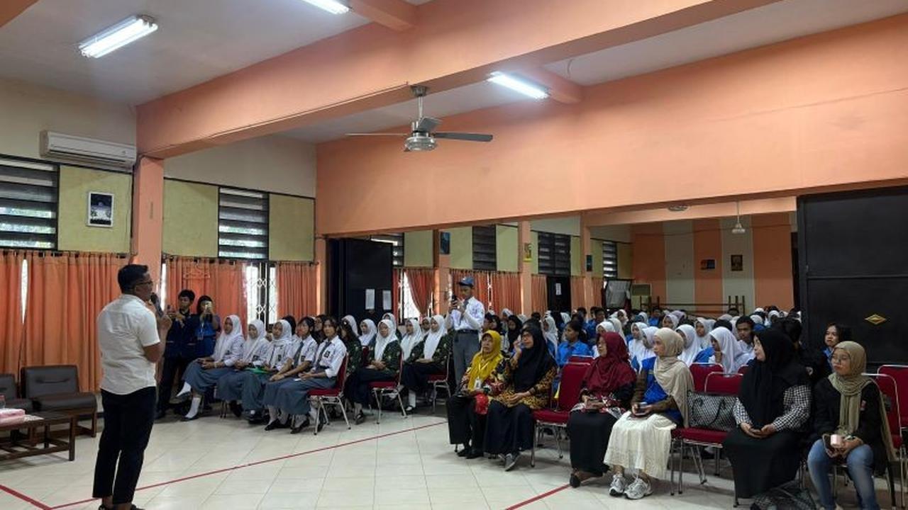 KPU Makassar Libatkan Gen Z: Tingkatkan Kesadaran Politik Siswa SMA Melalui Grebeg Pemilih Pemula