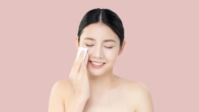 Jangan Asal Layering Produk! Ini Kandungan Skincare yang Tidak Boleh Dipakai Bersamaan