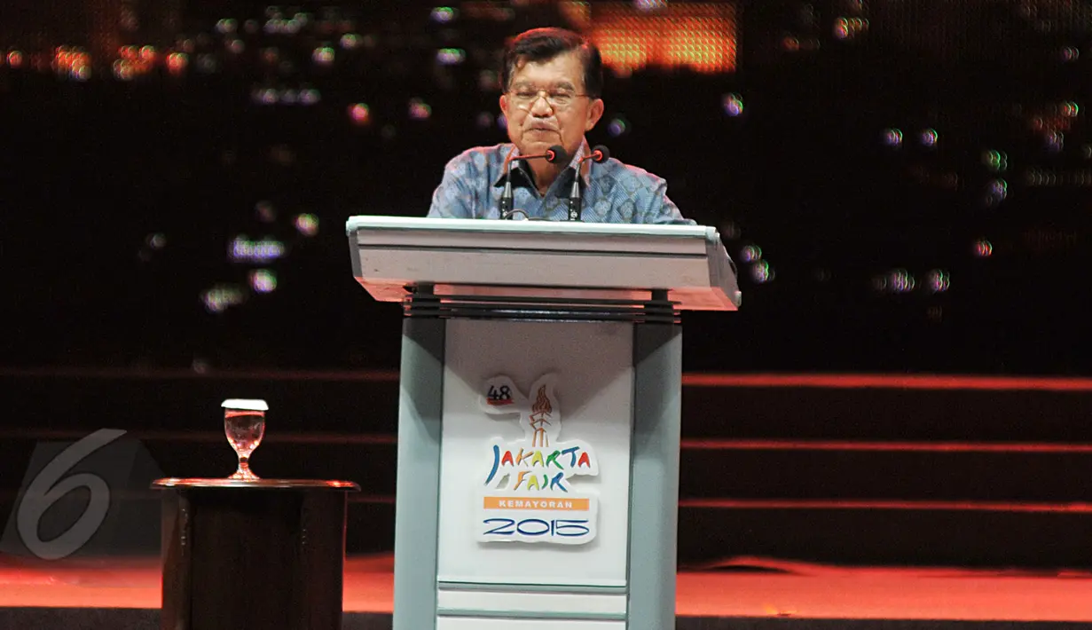 Wapres Jusuf Kalla memberikan sambutan saat  pembukaan Jakarta Fair 2015 di JIExpo, Jakarta, Jumat (29/5/2015).  (Liputan6.com/Johan Tallo)