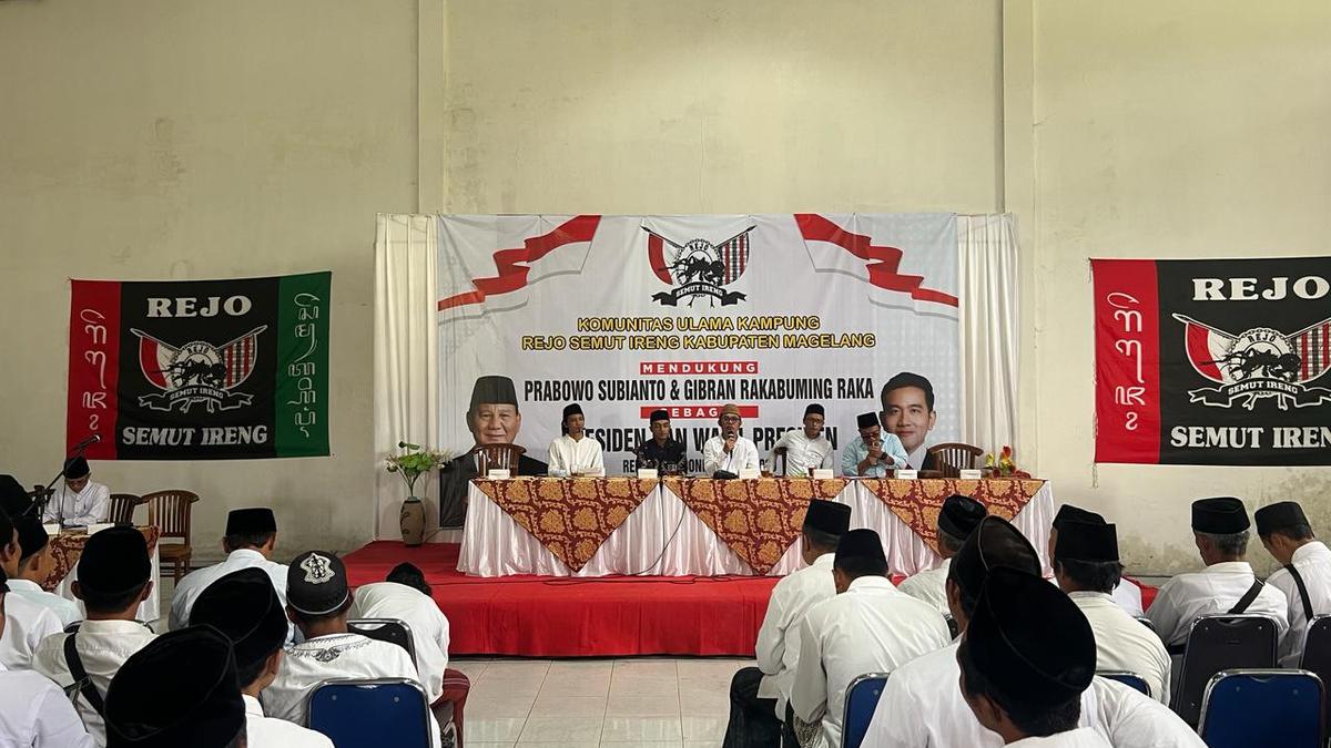Kiai Kampung Rejo Semut Ireng Magelang Dukung dan Doakan Prabowo Jadi Presiden 2024