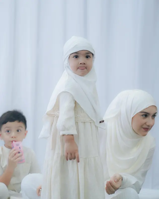 6 Potret kedekatan Haldy Sabri dengan Air Rumi, putra sulung Irish Bella ini bak ayah dan anak kandung