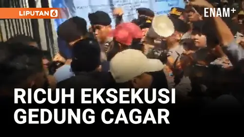 VIDEO: Eksekusi Gedung Cagar Budaya di Surabaya Ricuh