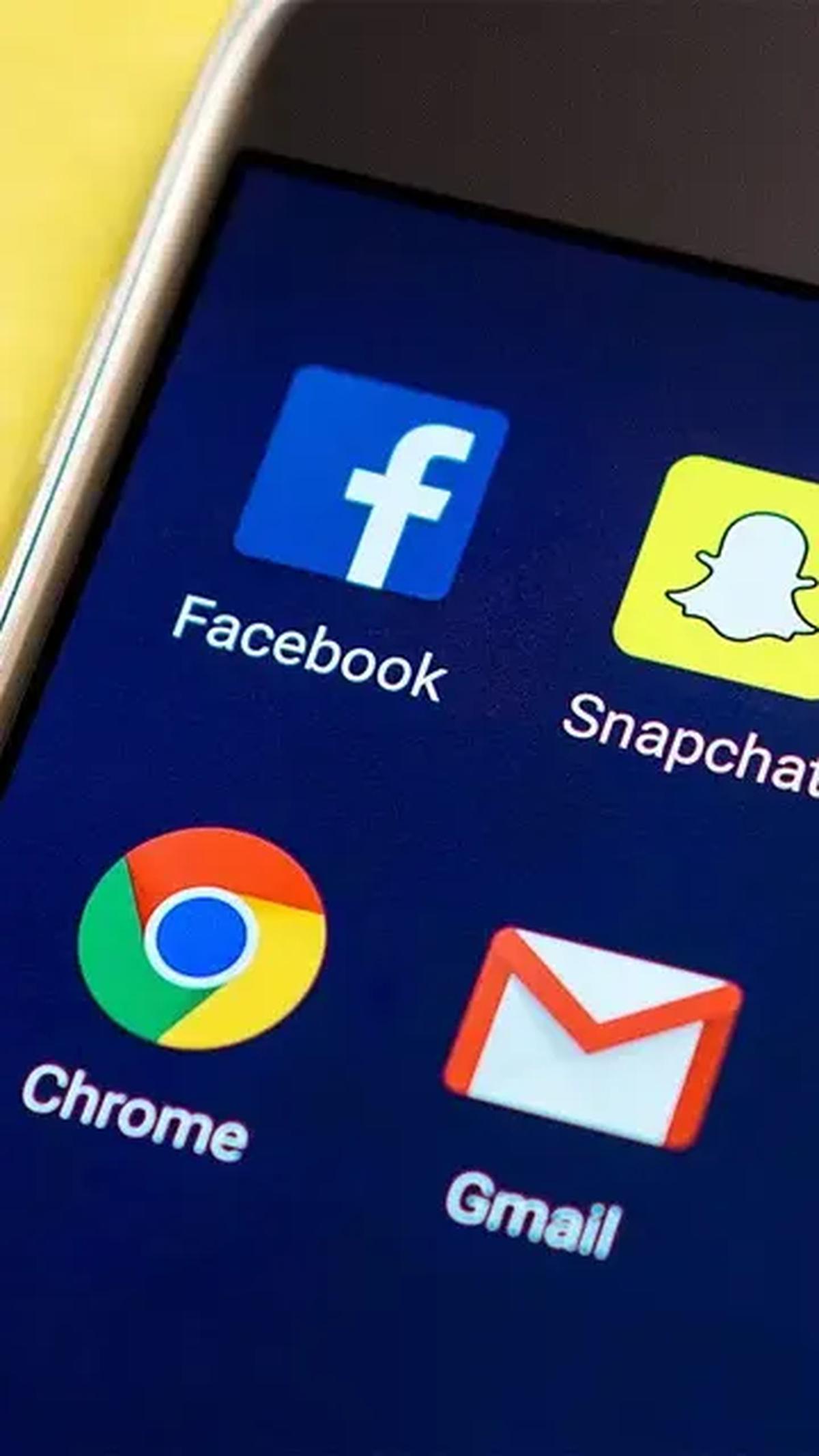 "Kenal di grup Facebook sudah 3 sampai 4 bulan. Mereka baru pertama kali ketemu. Berkenalannya di medsos," sambung Endriadi.