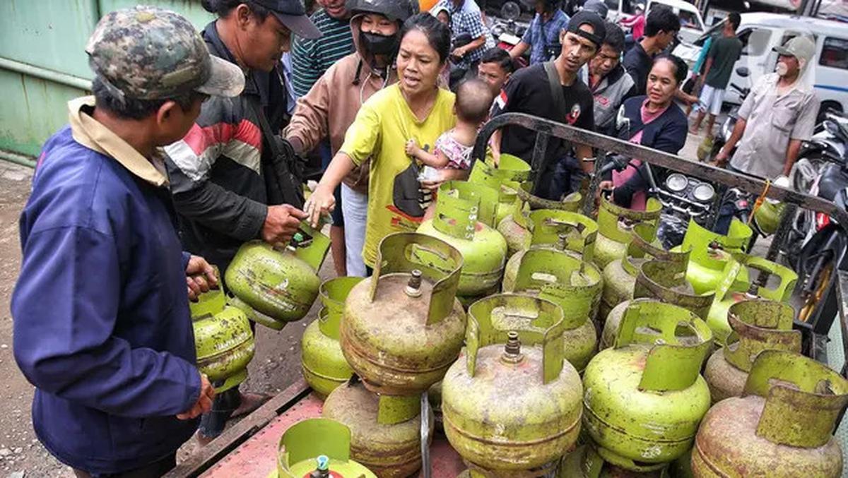 Instruksi Prabowo, Pengecer Boleh Kembali Jual Gas Elpiji 3 Kg