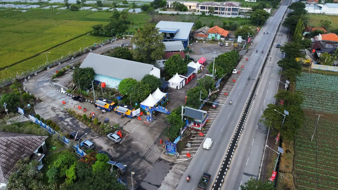 Direktorat Jenderal Perhubungan Darat Kementerian Perhubungan (Kemenhub) telah menyiapkan 7 Unit Pelaksana Penimbangan Kendaraan Bermotor (UPPKB), atau jembatan timbang yang dialihkan sementara fungsinya sebagai rest area. (Dok Kemenhub)