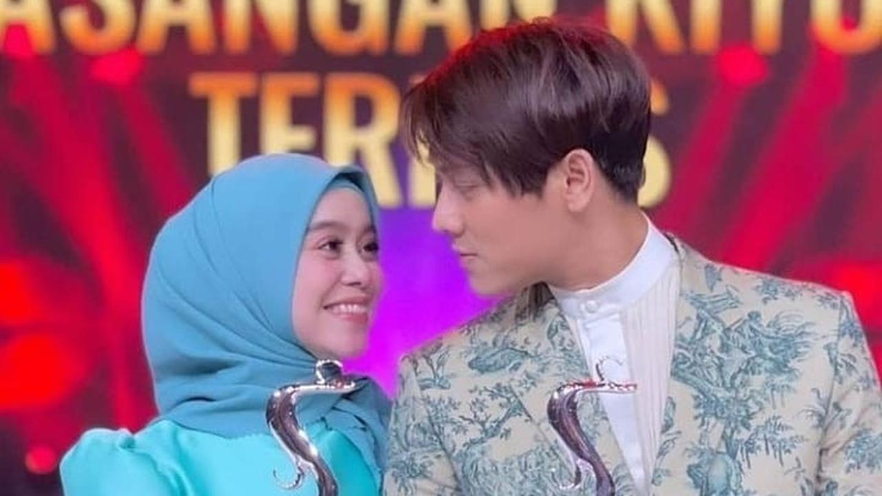 Borong Penghargaan, Ini 6 Potret Lesty Kejora dan Rizky Billar di Kiss Awards 2020