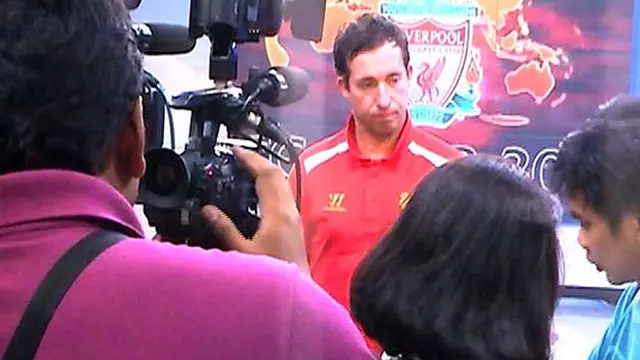 Robbie Fowler Kunjungi SCTV