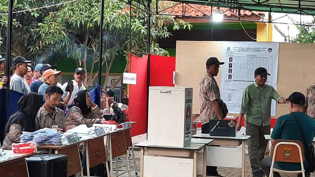 Sebagai informasi, pelaksanaan pilkades serentak di Kabupaten Tangerang digelar pada 24 September 2023 di 13 Kecamatan dari 16 desa dengan 74 Tempat Pemungutan Suara (TPS).