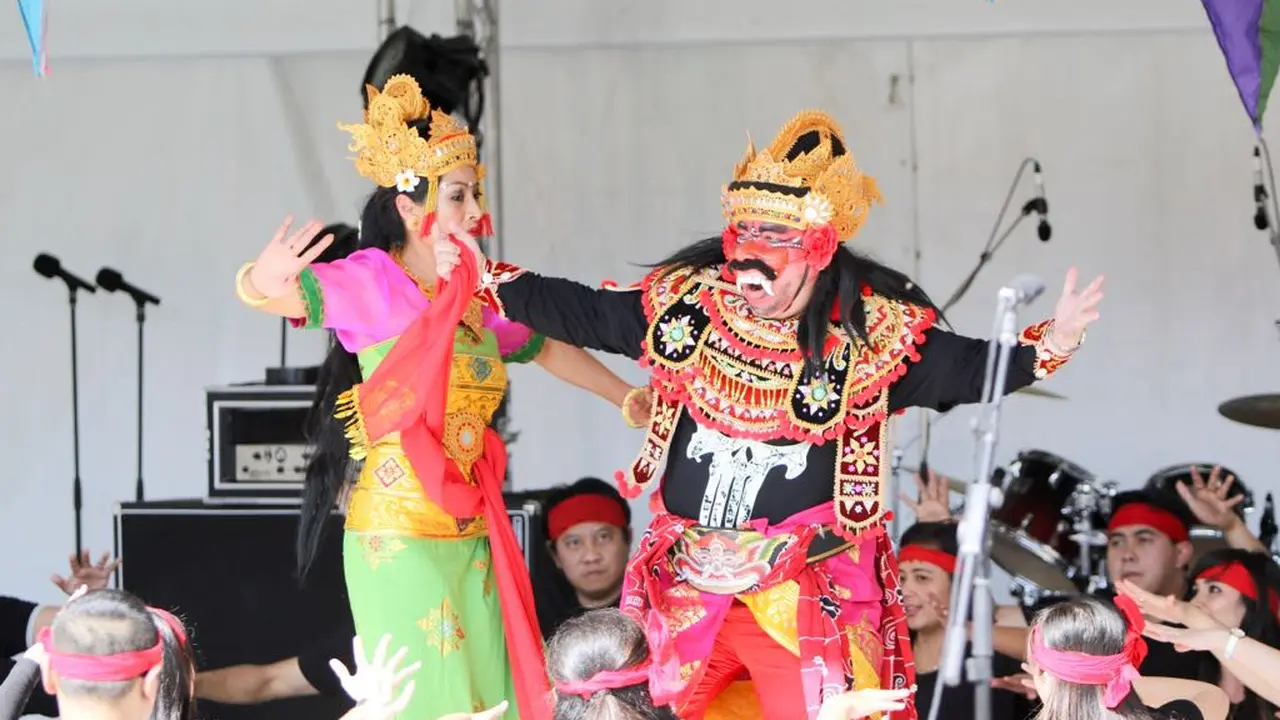 Tarian khas Bali yang ditampilkan pada Festival Floriade 2017 (KBRI Canberra)