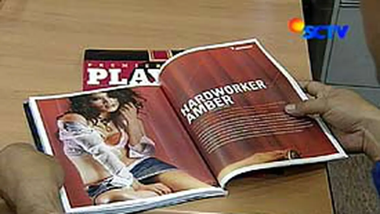 060406dplayboy.jpg