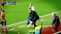 Legenda Barcelona Ini Coba Mengganggu Bek Chelsea