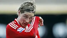 Striker Liverpool, Fernando Torres bereaksi dalam partai Liga Premier menghadap Fulham di Craven Cottage, London, 31 Oktober 31, 2009. AFP PHOTO/IAN KINGTON