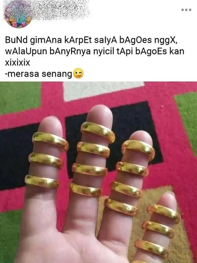 10 Momen Emak-Emak Pamer Perhiasan Ini Bikin Tepuk Jidat