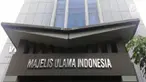 Zainut mengatakan, Pasal 153 ayat 1 huruf f UU No 3 Tahun 2003 tentang Ketenagakerjaan adalah pasal karet. 