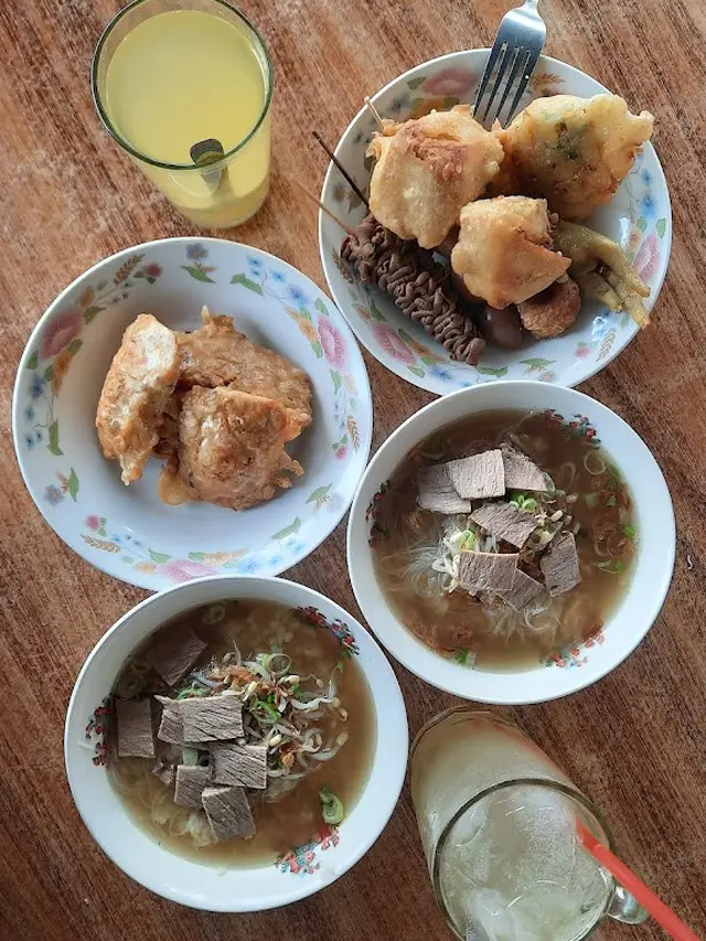 Rekomendasi Tempat Makan Nasi Lesah di Magelang