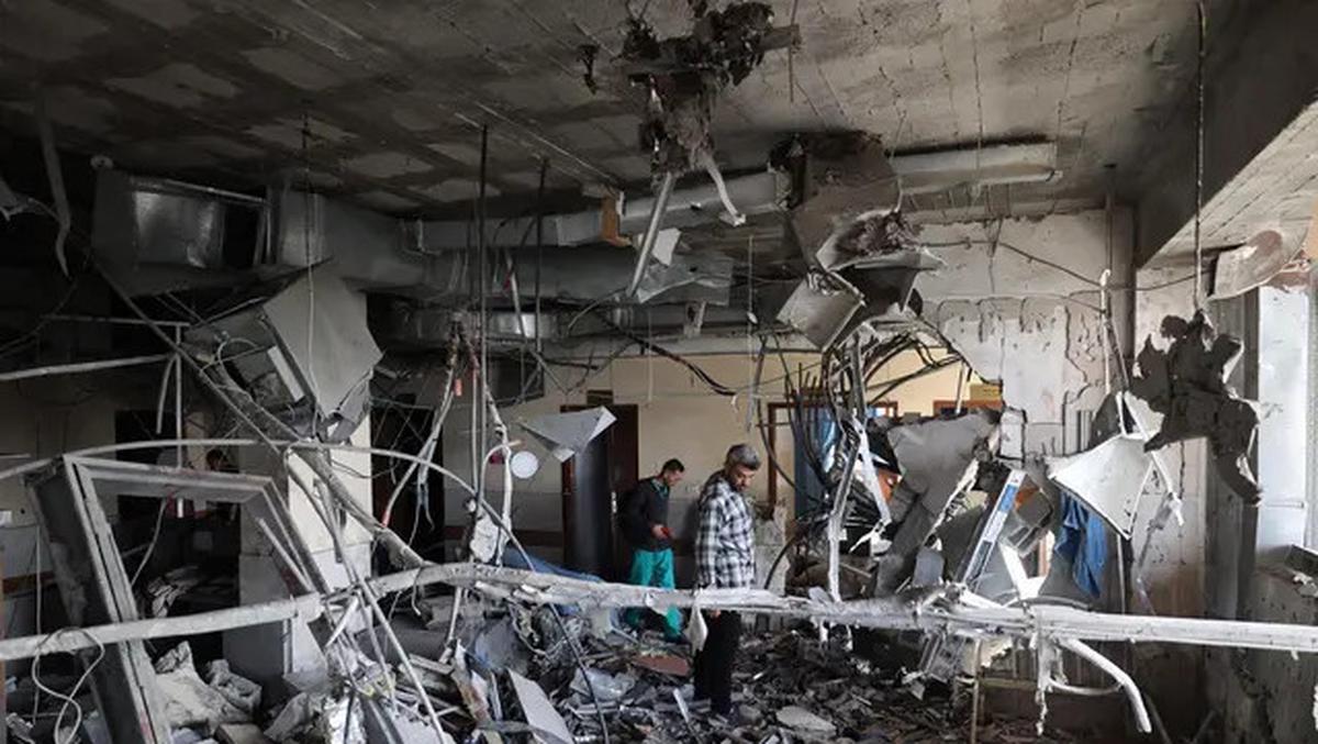 Militer Israel Serang Rumah Sakit di Gaza Selatan, Satu Jurnalis Tewas