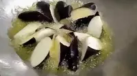 Tips Goreng Terong agar Tidak Menyerap Minyak Berlebihan, Coba Cara Ini