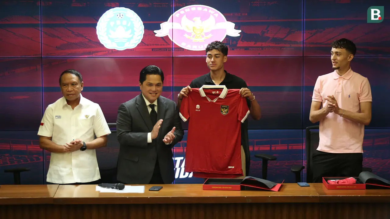 Foto: Momen Perkenalan Dua Pemain Naturalisasi, Ivar Jenner dan Rafael Struick, Siap Mentas Bersama Timnas Indonesia di Piala Asia 2023