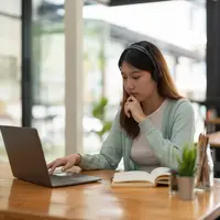 12 Tipe Masalah Keuangan Tiap Zodiak dan Cara Bijak Mengatasinya./Copyright depositphotos.com/itchaz