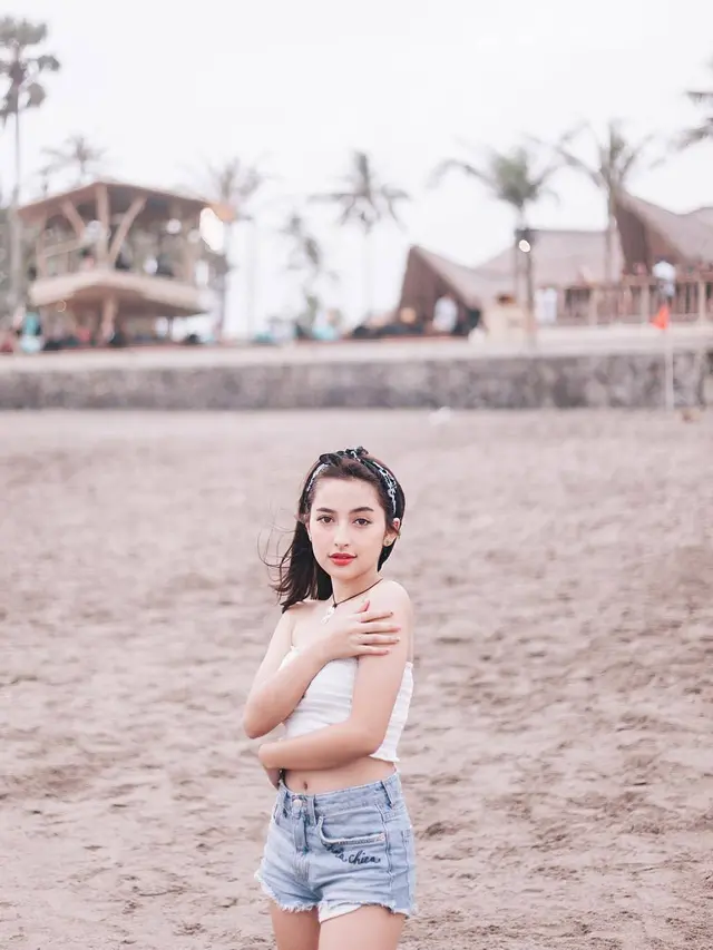 [Bintang] Jennifer Coppen