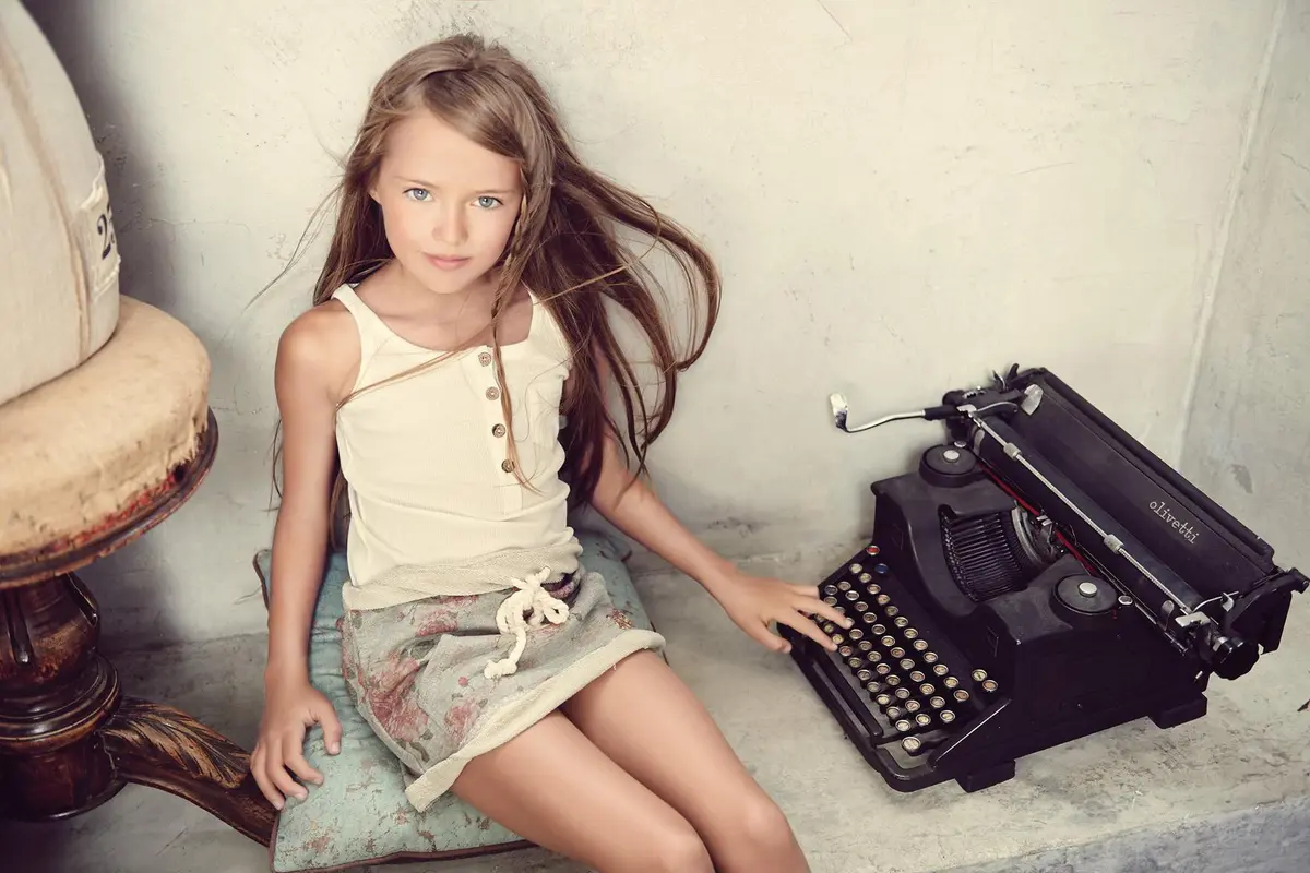 Kristina Pimenova, Model Cilik Tercantik Sejagat Tuai Kontroversi