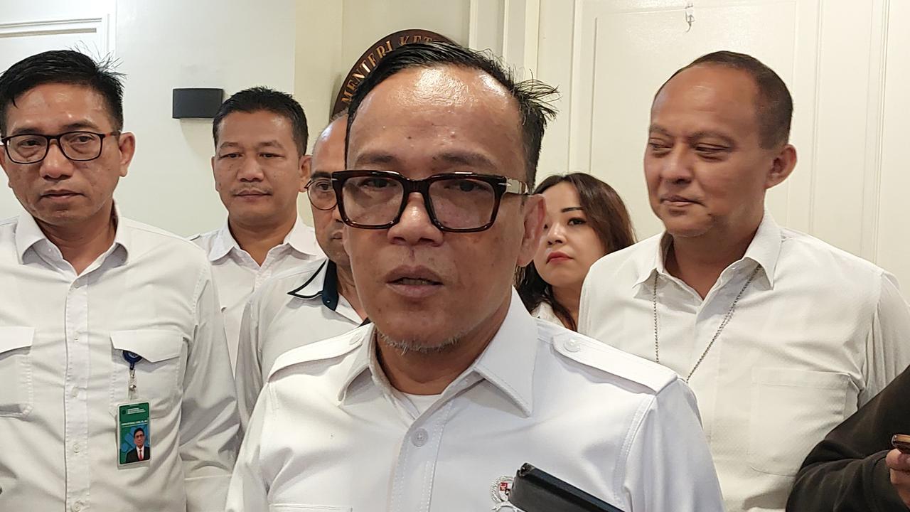 Wamenaker Masih Temukan Perusahaan Menahan Ijazah Karyawan: Negara Tidak akan Tinggal Diam