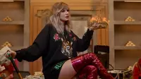Taylor Swift dalam videoklip Look What You Made Me Do (YouTube)