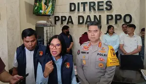 Direktorat Reserse PPA dan PPO Polda Sumatera Utara berhasil mengungkap praktik siaran langsung bermuatan pornografi melalui platform TikTok. (Liputan6.com/Reza Efendi)