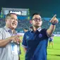 Presiden Arema FC Gilang Widya Pramana, mengimbau Aremania agar tidak melontarkan nyanyian rasis hingga menyalakan flare.(dok/Arema FC)
