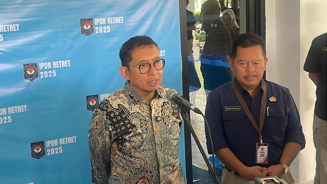 VIDEO: Ngamuk DPR PDIP! Tarik Urat Cecar Fadli Zon Tak Akui Pemerkosaan Massal '98