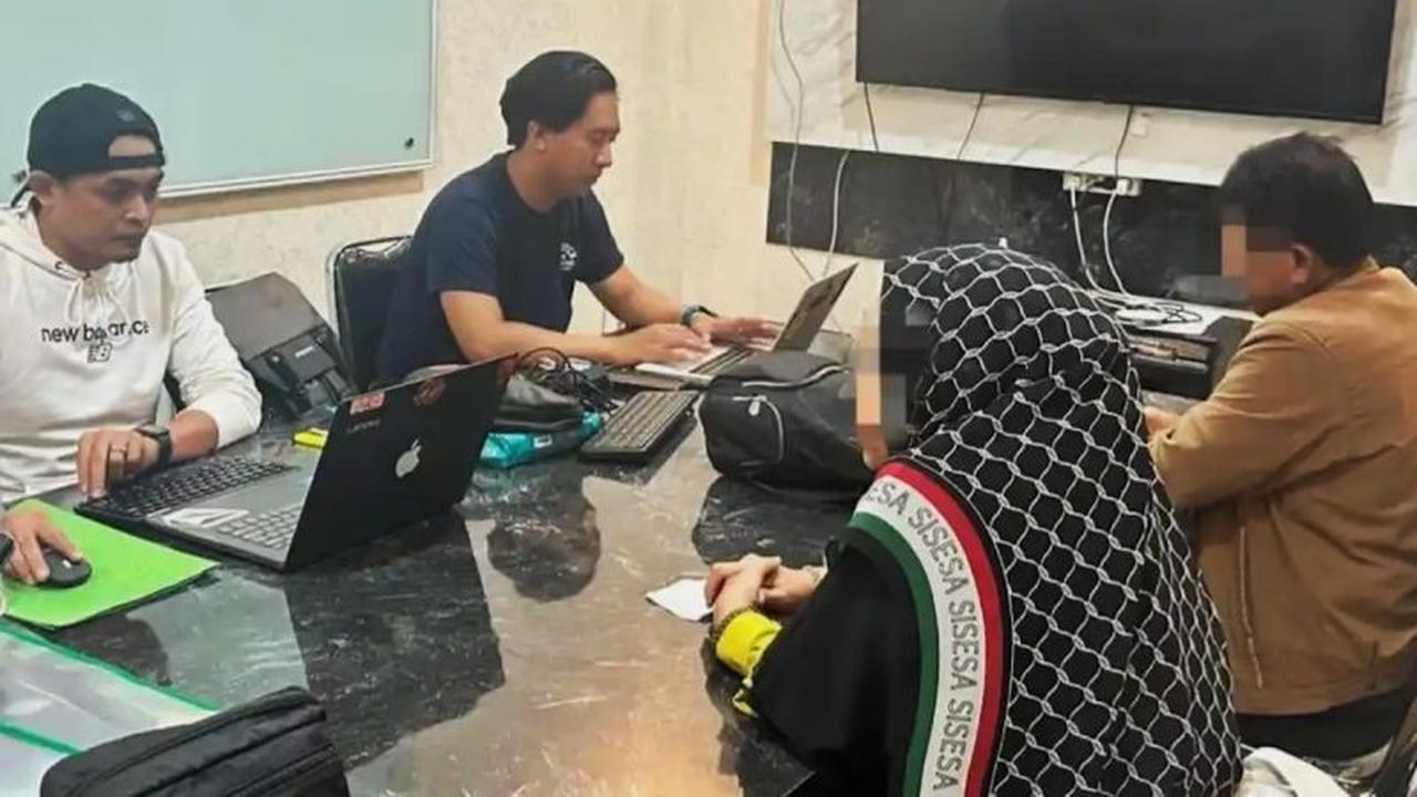 Pasutri Penipu Jasa Umrah Asal Gowa Dibekuk di Malang, Ratusan Juta Rupiah Raib