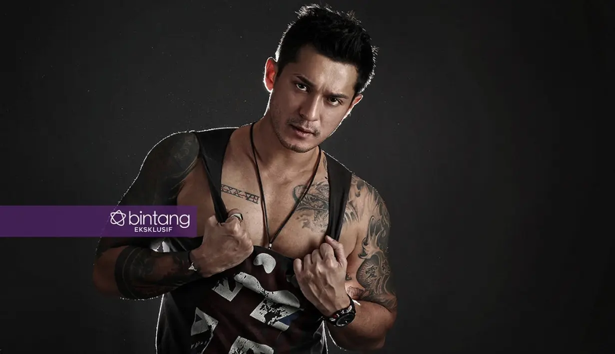 Karier aktor asal Malaysia Miller Khan makin bersinar di Indonesia. Sebelum merintis kariernya di Tanah Air, pemilik nama lengkap Mohamad Suhaimi bin Ali Dad Khan itu merintisnya di negeri sendiri. (Bambang E Ros/Bintang.com)