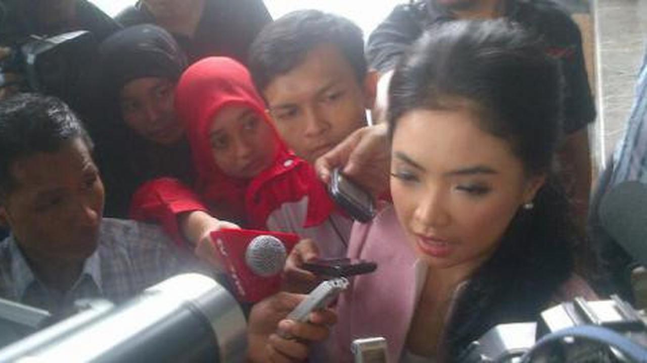 Ingin jenguk Angie, istri menteri ditolak KPK