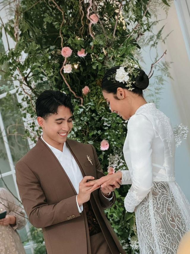 Pernkahan Vadi Akbar Adik Vidi Aldiano