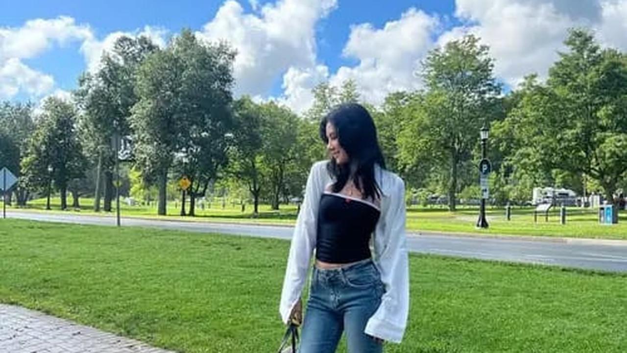 Potret Shenina Cinnamon Padukan Gaya Casual dan Vintage, Tetap Stylish