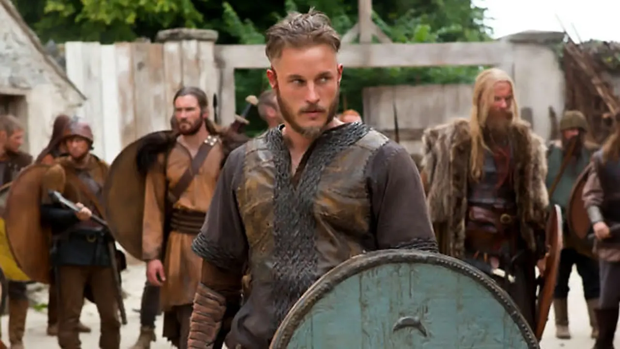 travis-fimmel-131027c.jpg