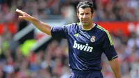 Legenda Real Madrid dan Barcelona Luis Figo Hadir dalam Kartu Koleksi Eksklusif di Jakarta Game On 2026