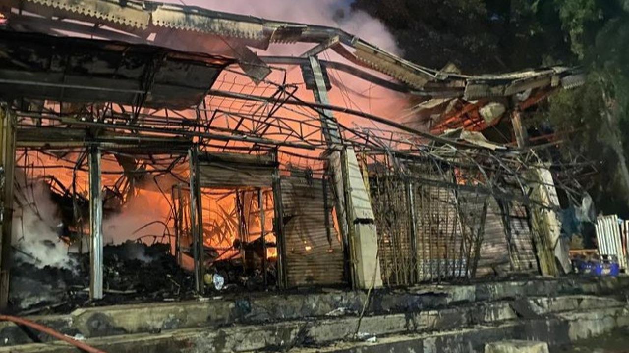 Begini Kondisi Polsek Kebayoran Baru Usai Kebakaran Pasar Taman Puring