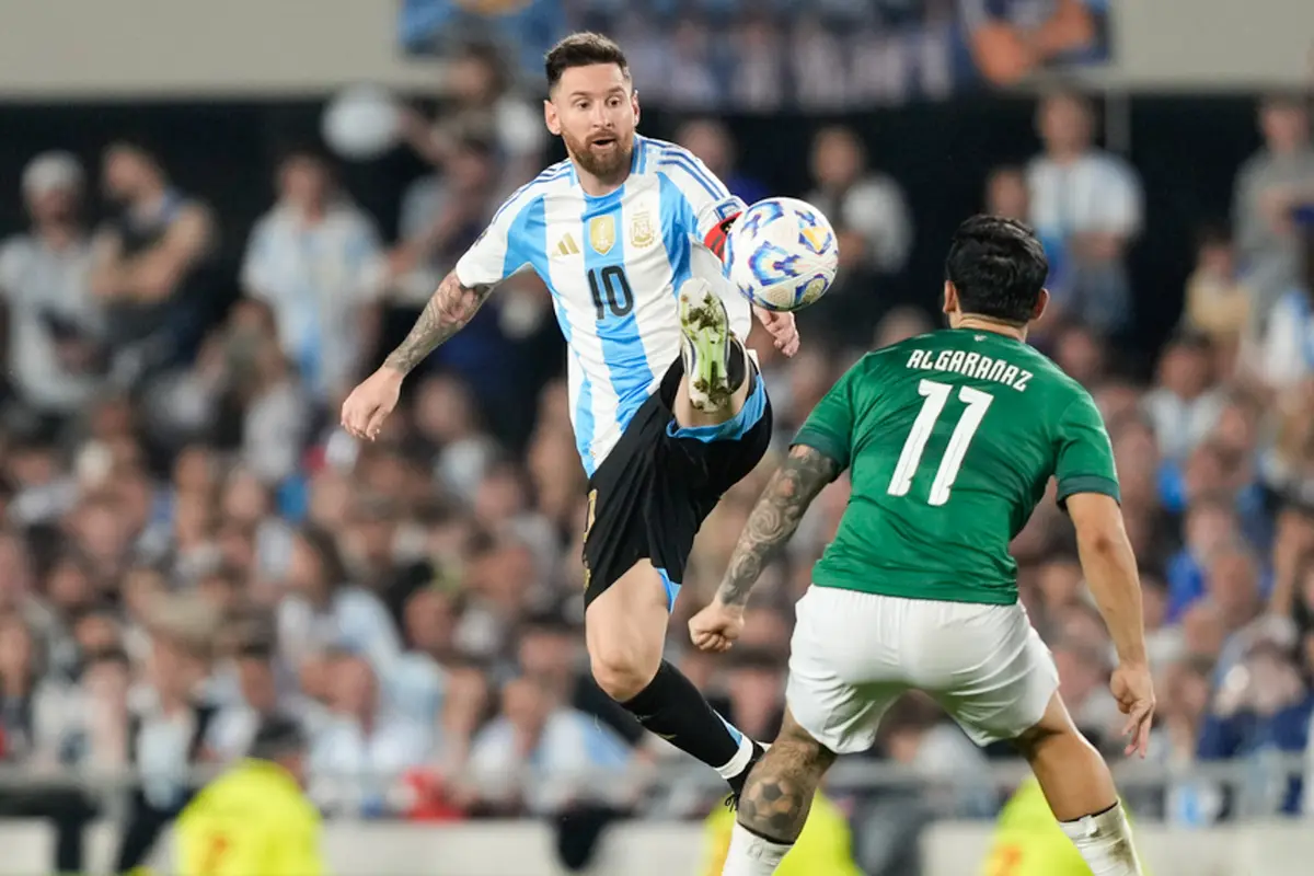 Foto: Parade Aksi dan Gol Lionel Messi Saat Membawa Argentina Pesta Gol ke Gawang Bolivia