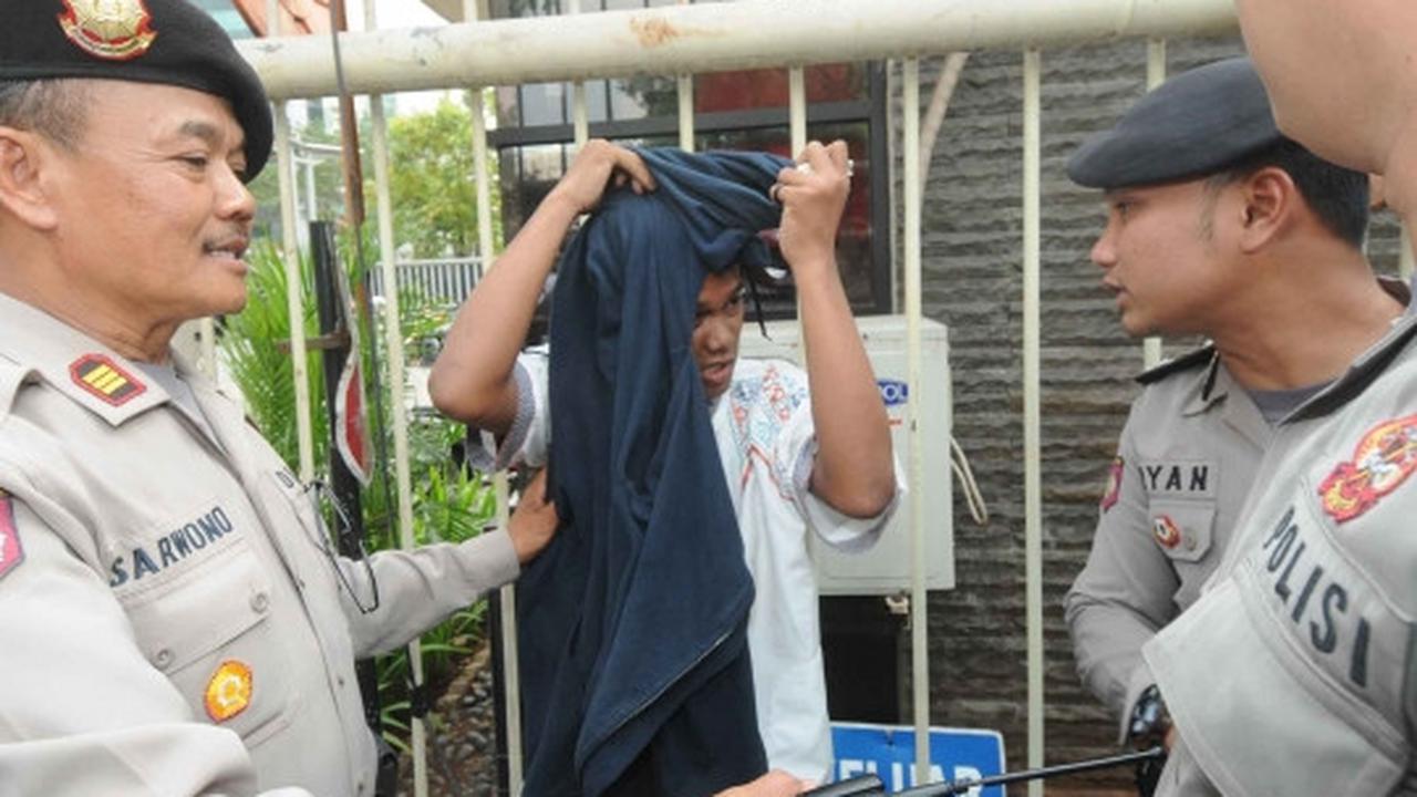 Ini pelajar SMK yang beraksi anarkis palak dan rusak bus Kopaja