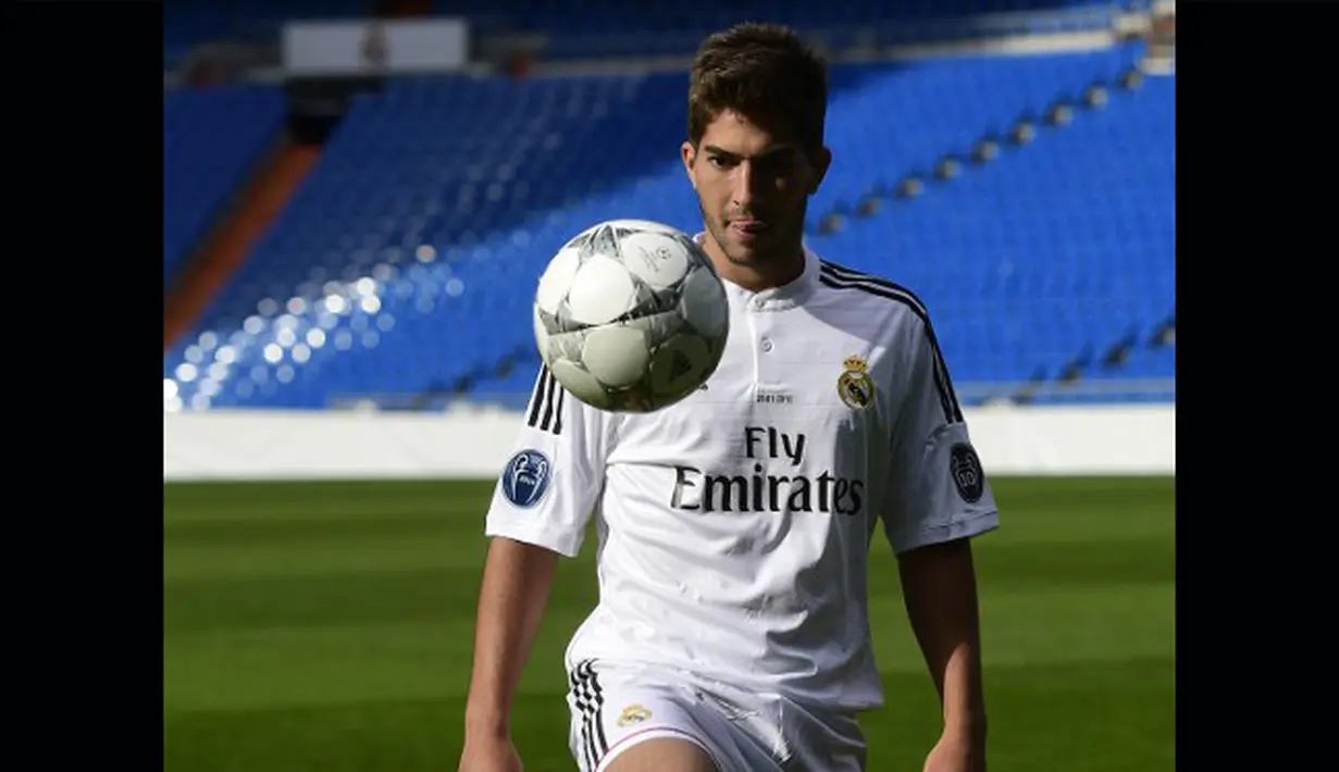 Kabarnya Los Merengues harus merogoh kocek hingga 14 juta Euro (195 miliar Rupiah) untuk mendapatkan Lucas Silva dari Cruzeiro, Madrid, Senin (26/1/2015). (AFP Photo/Pierre P Marcao)