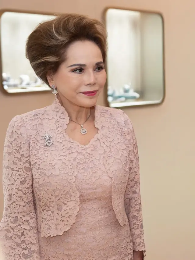 Dewi Sukarno