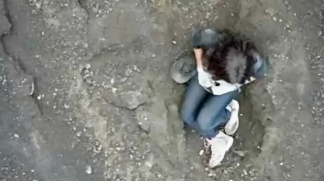 Keluarga kirim surat untuk relawan yang evakuasi turis Brasil yang jatuh di Gunung Rinjani, ini isinya