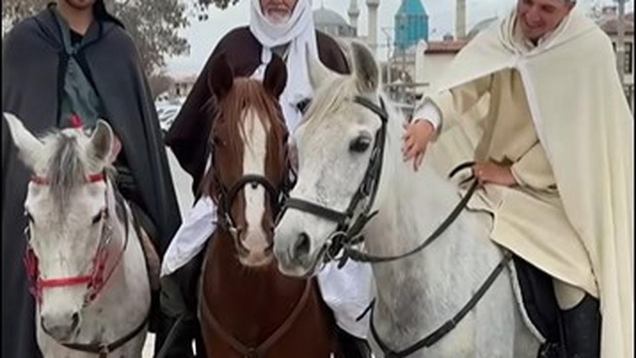3 bule muslim asal Spanyol pergi haji naik kuda